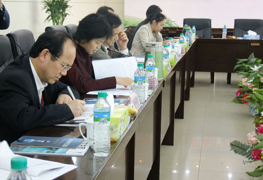 江西省國稅局 “稅收服務(wù)直通車”開進四特