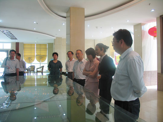 攜手共進(jìn)，互利合作，促進(jìn)中國白酒行業(yè)新發(fā)展