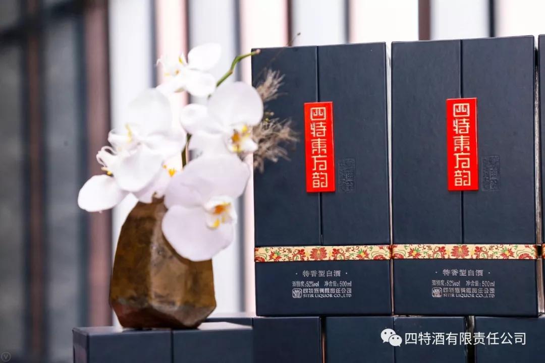 1529375889572074368.jpg 3.jpg